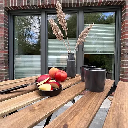Apartmenthaus Schwingewiesen 1 * Stade